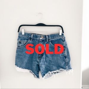 VINTAGE WRANGLER DENIM SHORTS